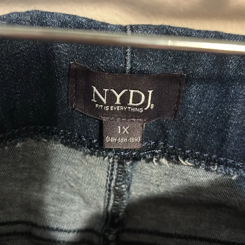NYDJ pull on  Jeans with Straight Leg size 1x - Picture 4 of 7